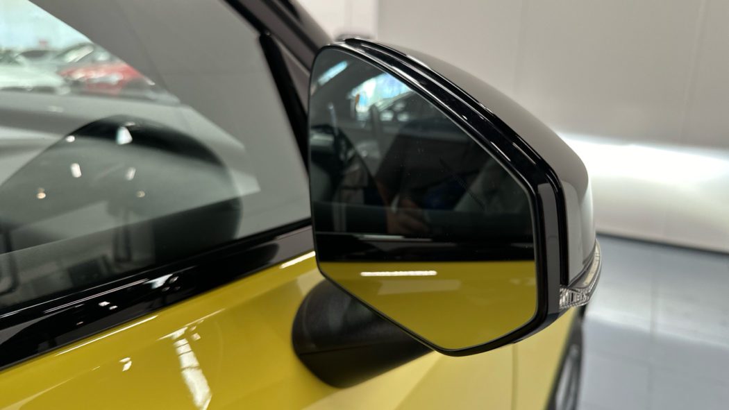VOLVO EX30 Plus, Single Motor Extended Range, Eléctrico - Imagen 20