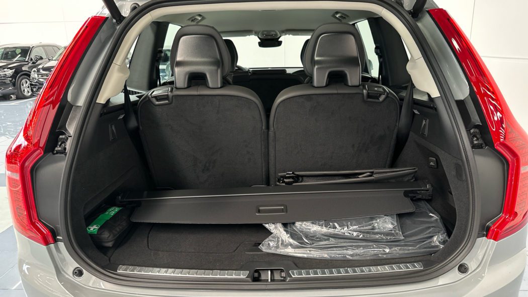 VOLVO XC90 Core, B5 AWD Mild Hybrid, Gasolina, 7 Plazas - Imagen 12