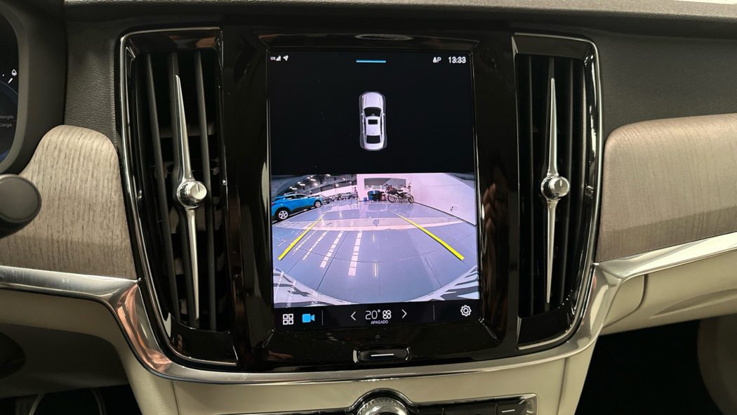 VOLVO S90 Recharge Core, T8 plug-in-hybrid eAWD, Eléctrico/Gasolina, Bright - Imagen 19