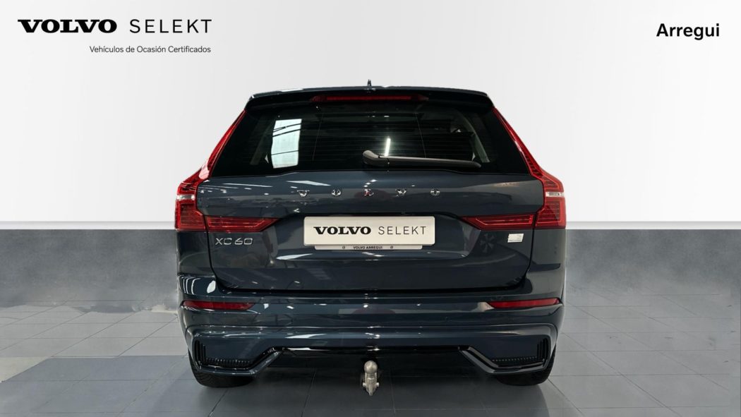 VOLVO XC60 Recharge Dark Plus T6 Plug-in Hybrid EAWD Automatic - Imagen 4