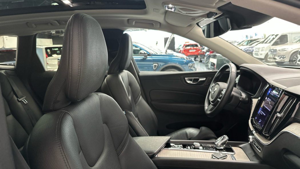 VOLVO XC60 T6 Twin Recharge Inscription - Imagen 9