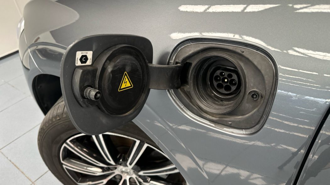 VOLVO XC60 T6 Twin Recharge Inscription - Imagen 21