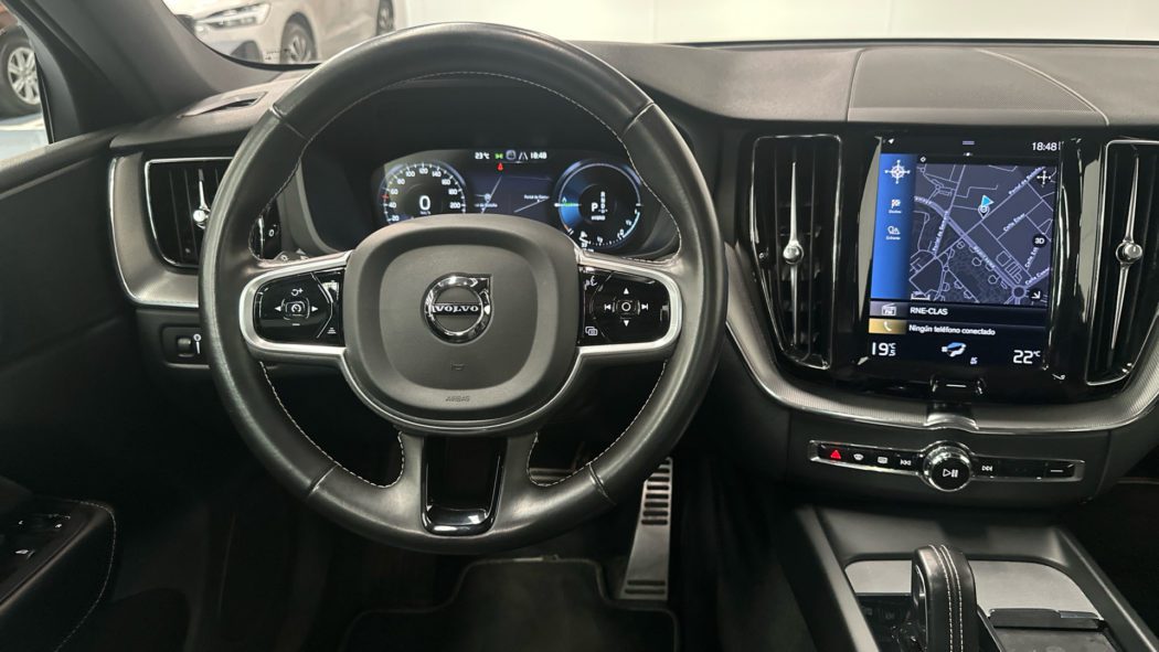 VOLVO XC60 T6 Twin Recharge R-Desing - Imagen 13