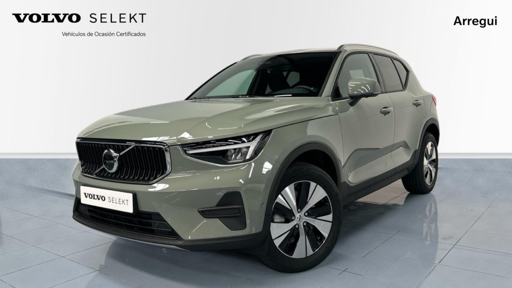 VOLVO XC40 Core B3(G) Mild Hybrid