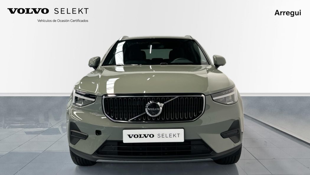 VOLVO XC40 Core B3(G) Mild Hybrid - Imagen 3
