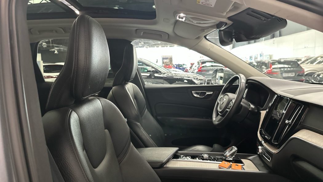 VOLVO XC60 T6 Twin Recharge Inscription - Imagen 9