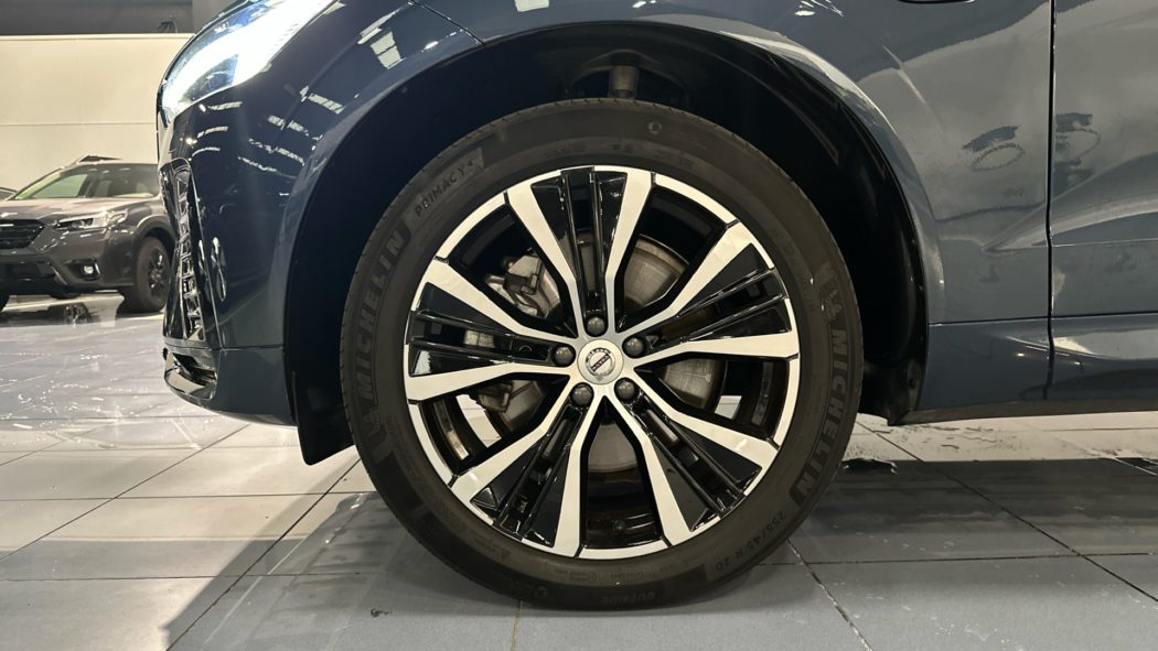 VOLVO XC60 D4 Inscription Automático - Imagen 16