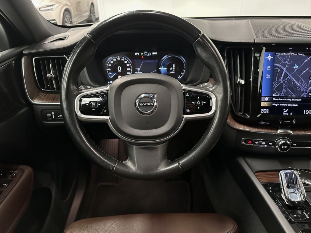VOLVO XC60 Recharge Inscription, T6 AWD híbrido enchufable - Imagen 10