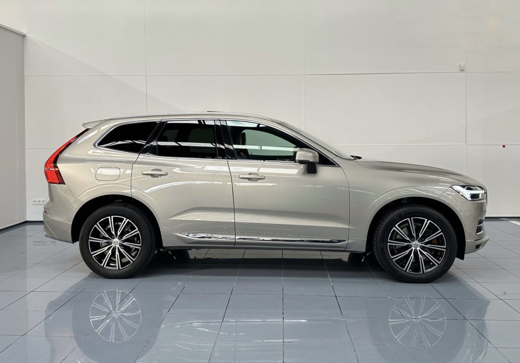 VOLVO XC60 Recharge Inscription, T6 AWD híbrido enchufable - Imagen 2