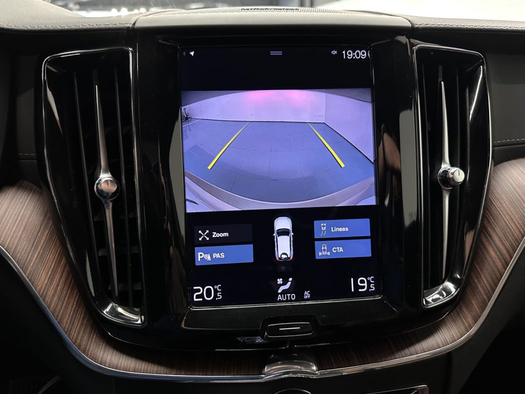 VOLVO XC60 Recharge Inscription, T6 AWD híbrido enchufable - Imagen 8