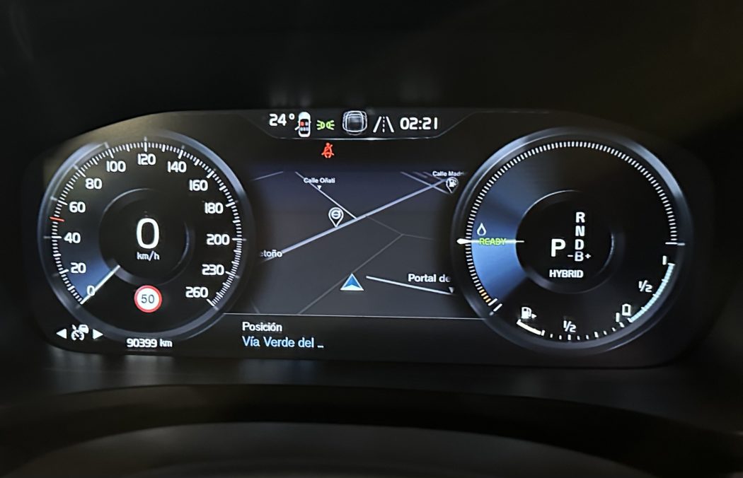 VOLVO V60 RECHARGE T6 R Design  Automatic - Imagen 11