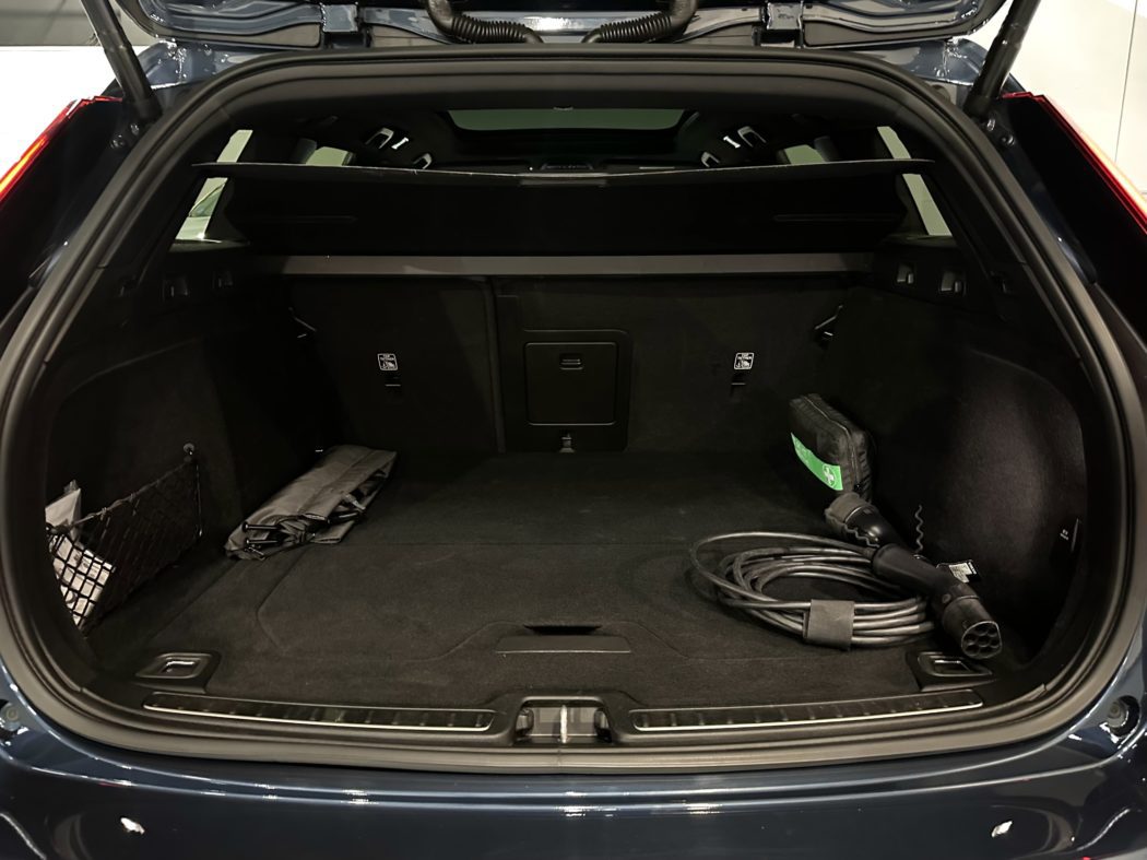 VOLVO V60 RECHARGE T6 R Design  Automatic - Imagen 18