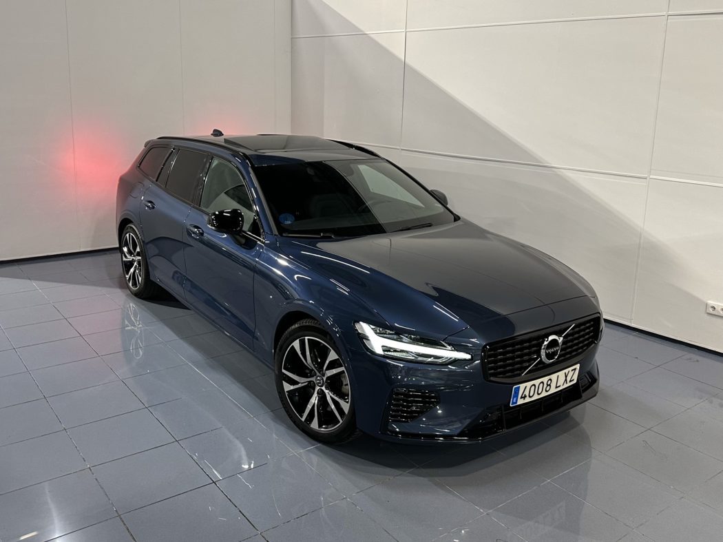 VOLVO V60 RECHARGE T6 R Design  Automatic - Imagen 4