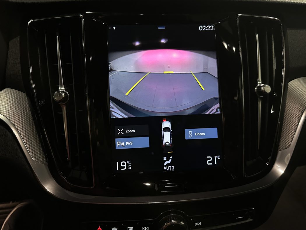 VOLVO V60 RECHARGE T6 R Design  Automatic - Imagen 7