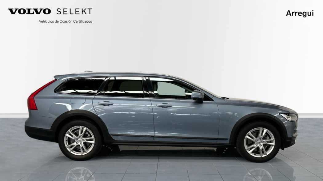 VOLVO V90 Cross Country  D4 AWD  Automático - Imagen 5