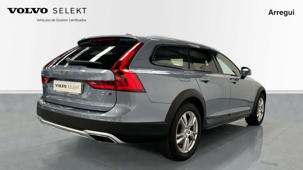 VOLVO V90 Cross Country  D4 AWD  Automático - Imagen 7