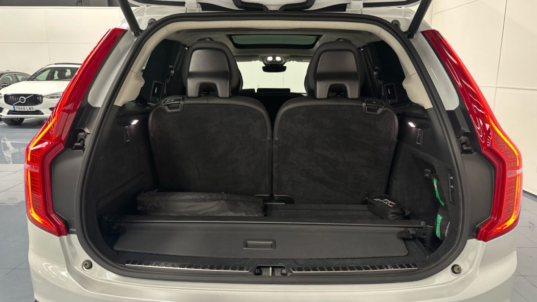 VOLVO XC90 Ultimate, B5 AWD Mild Hybrid, Diésel, Bright, 7 Plazas - Imagen 12