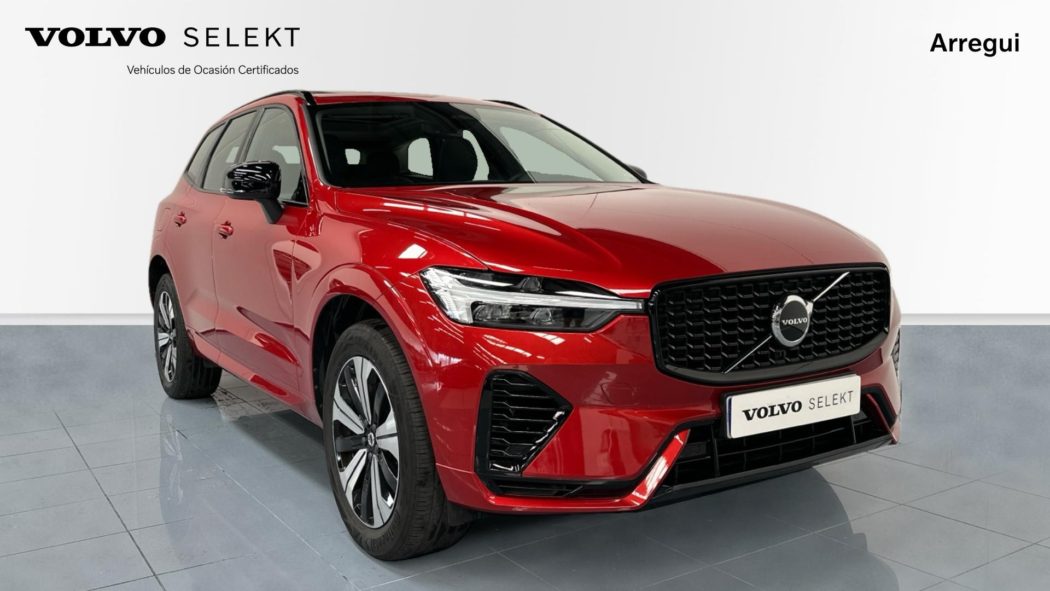 VOLVO XC60 Recharge Plus, T6 AWD Híbrido enchufable, Eléctrico/Gasolina, Dark - Imagen 6