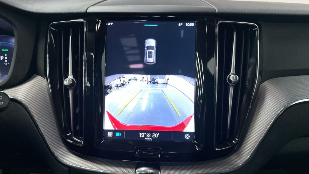 VOLVO XC60 Recharge Plus, T6 AWD Híbrido enchufable, Eléctrico/Gasolina, Dark - Imagen 19