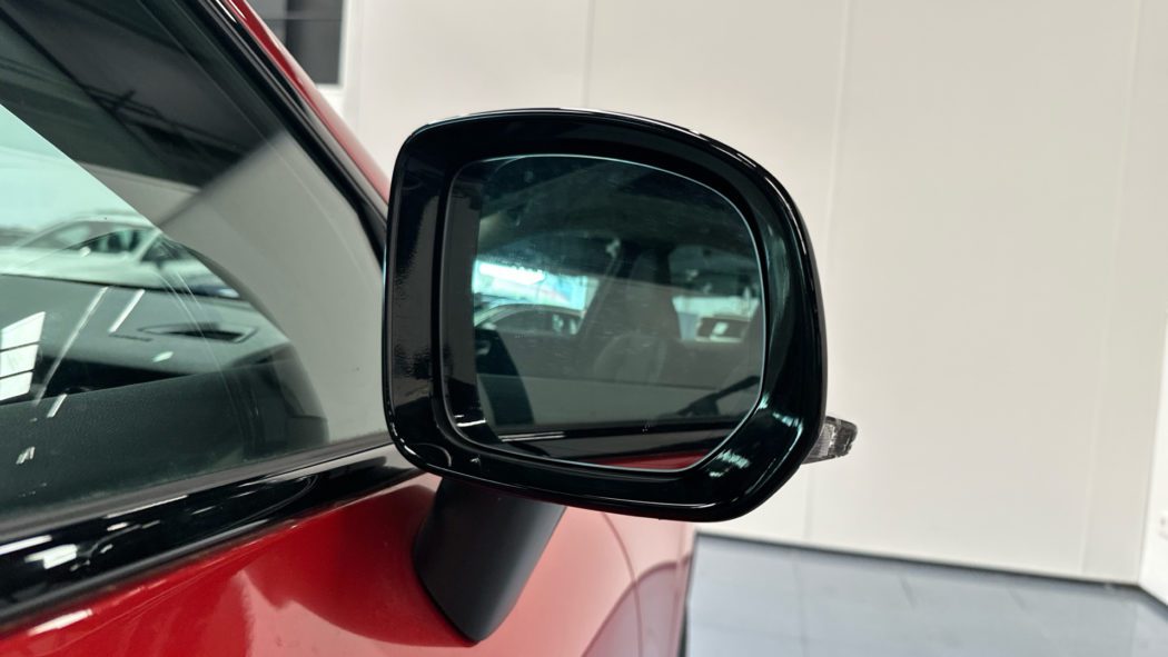 VOLVO XC60 Recharge Plus, T6 AWD Híbrido enchufable, Eléctrico/Gasolina, Dark - Imagen 20