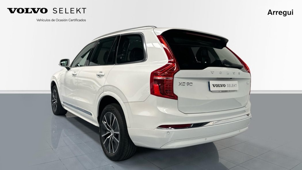 VOLVO XC90 Recharge Core  Bright T8 Plug-in Hybrid AWD - Imagen 2