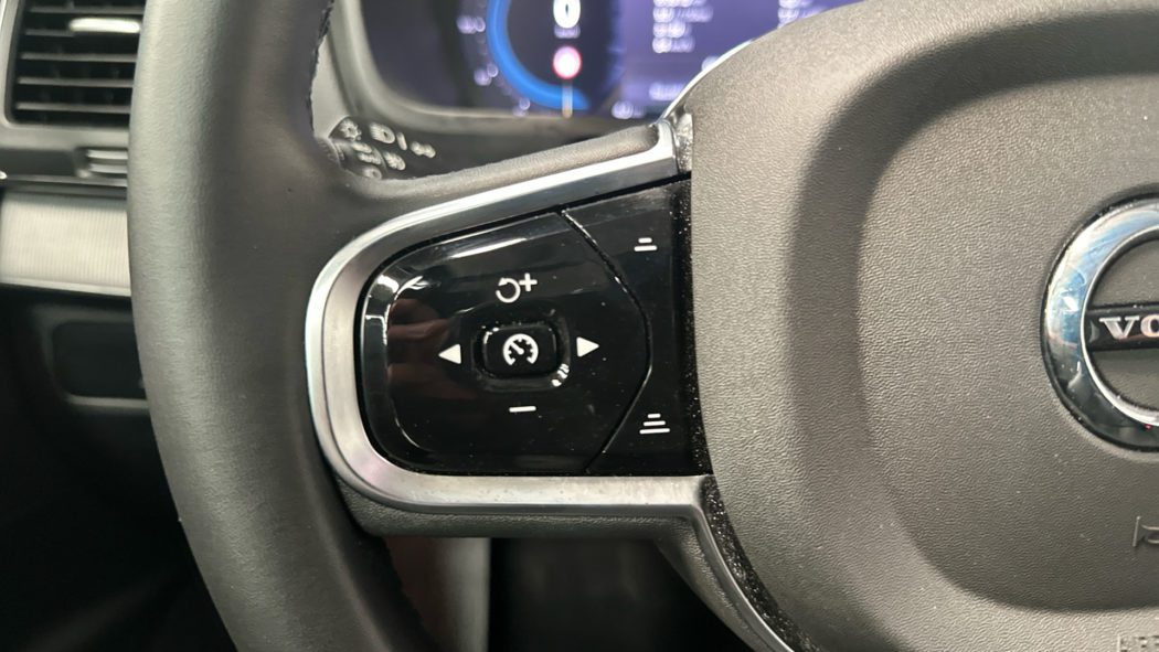 VOLVO XC90 Recharge Core  Bright T8 Plug-in Hybrid AWD - Imagen 18
