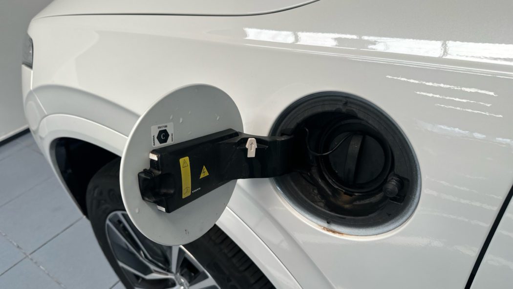 VOLVO XC90 Recharge Core  Bright T8 Plug-in Hybrid AWD - Imagen 21