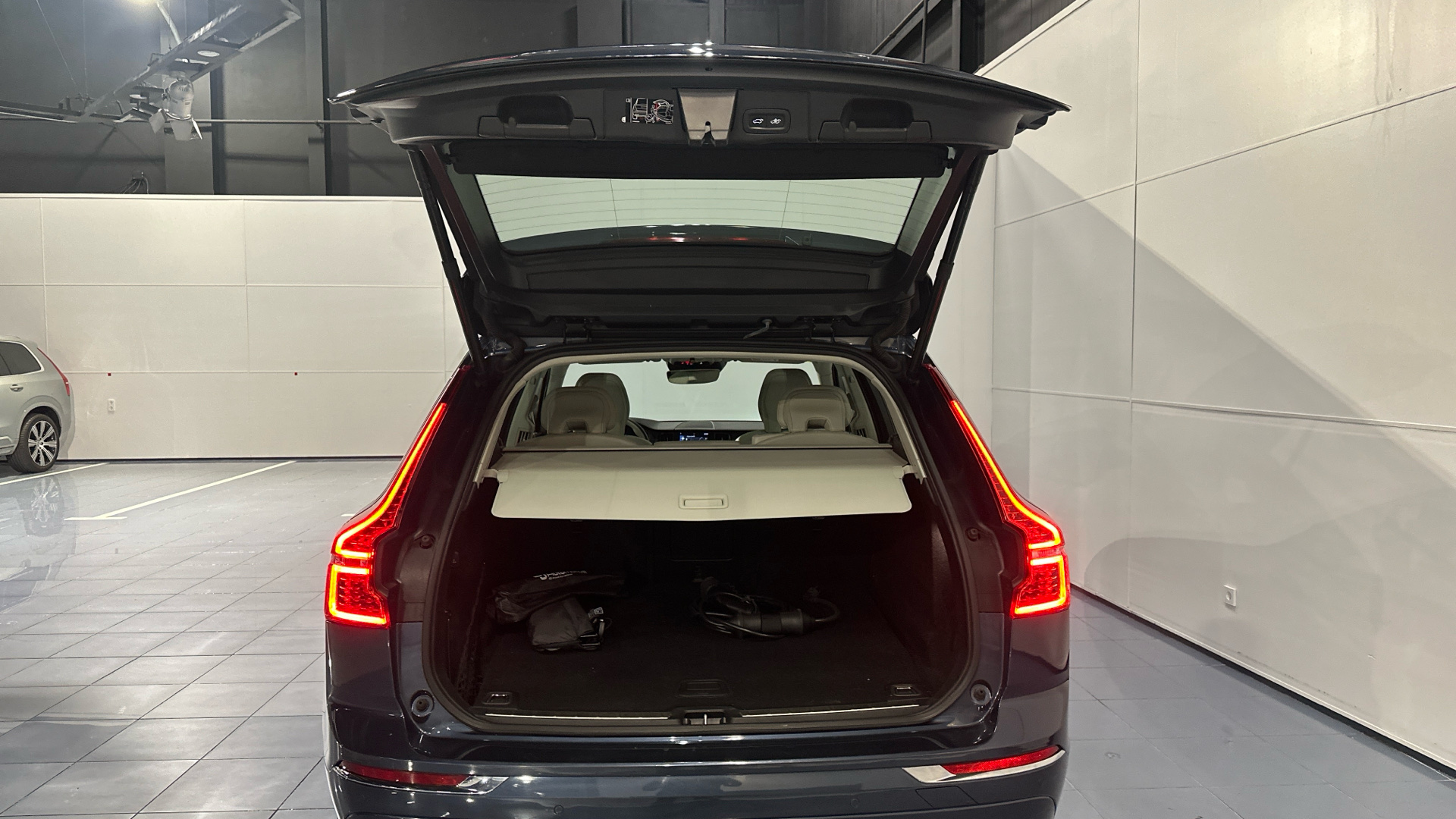 VOLVO XC60 T6 Twin Recharge Inscription - Imagen 13