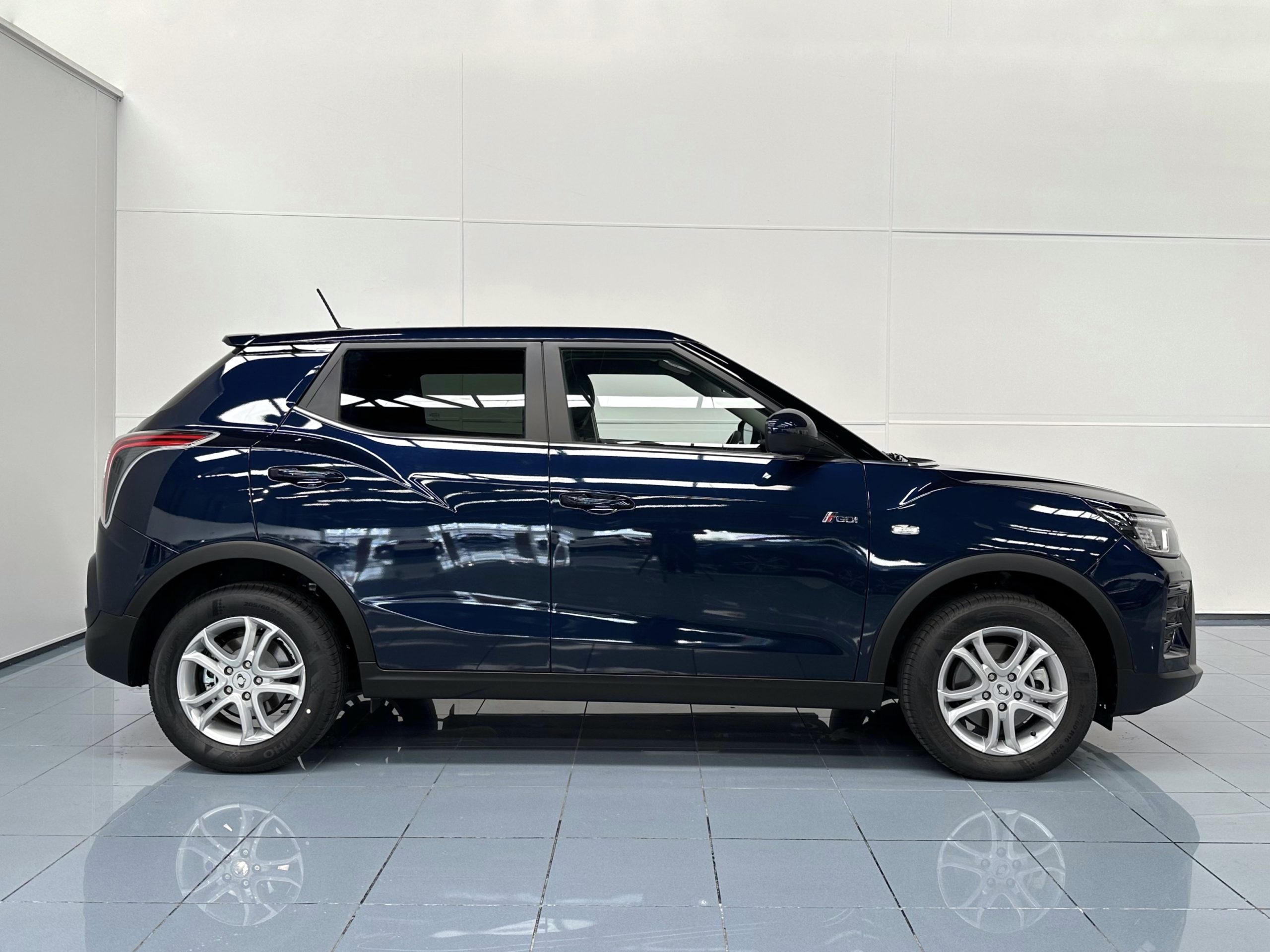 KGM G15 4X2 - Imagen 2