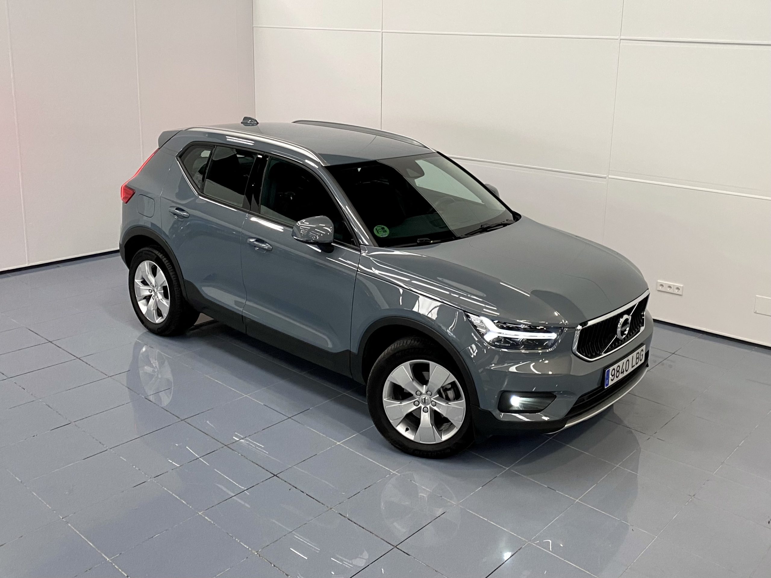 VOLVO XC40 D3 MOMENTUM - Imagen 15