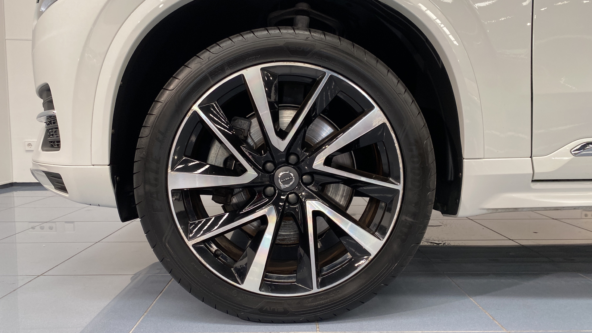 VOLVO XC90 T8 Twin Inscription 7 asientos - Imagen 15